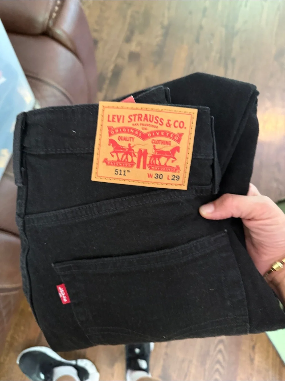 Levi's Men's Black Slim Straight Jeans - Timeless Fit 511 30x29